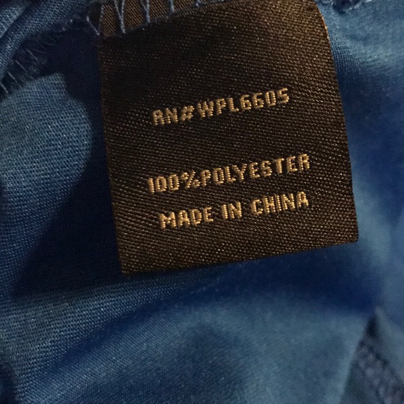 Two Like New Large Reebok Performance T Shirts 🌟 - Picture 8 of 8